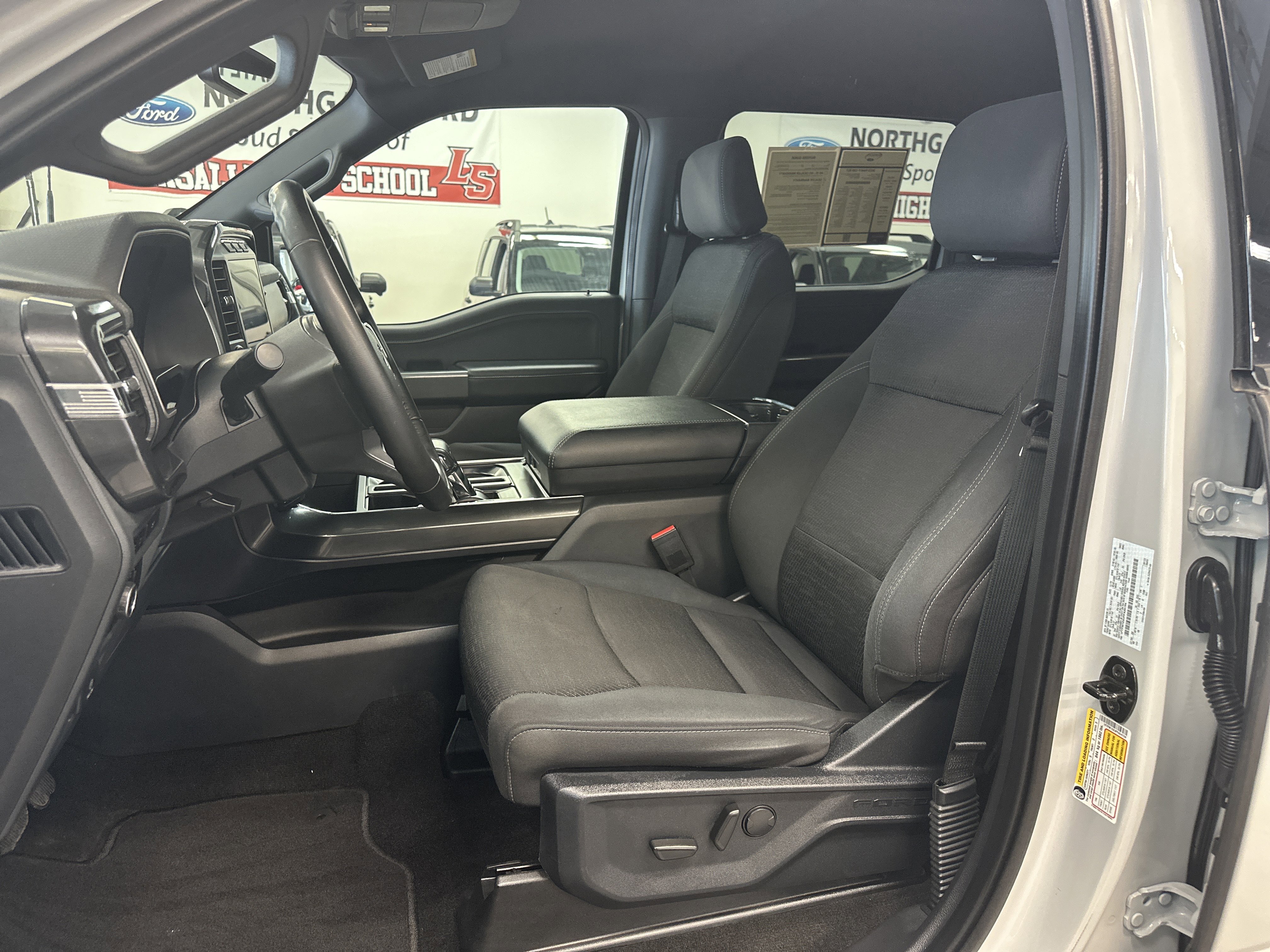 Used 2023 Ford F150 XLT w/ Equipment Group 302A High image 4