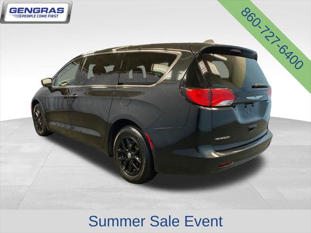 Certified 2022 Chrysler Voyager LX FWD image 4