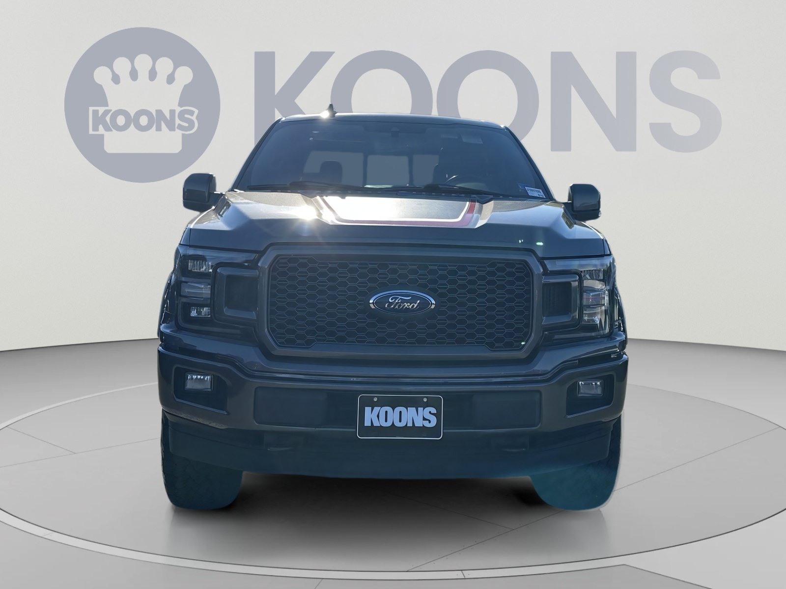 Used 2018 Ford F150 Lariat w/ Equipment Group 502A Luxury AWD/4WD image 4