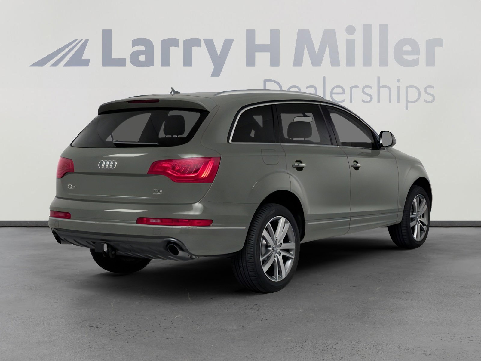 Used 2014 Audi Q7 3.0T Premium AWD/4WD image 2