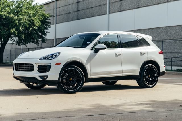 Used 2016 Porsche Cayenne S AWD/4WD image 27