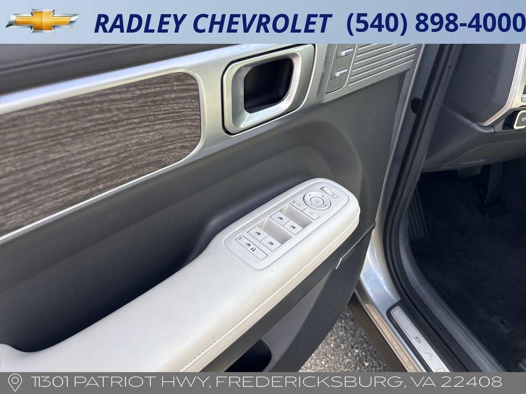 Used 2024 Hyundai Santa Fe Calligraphy AWD/4WD image 5