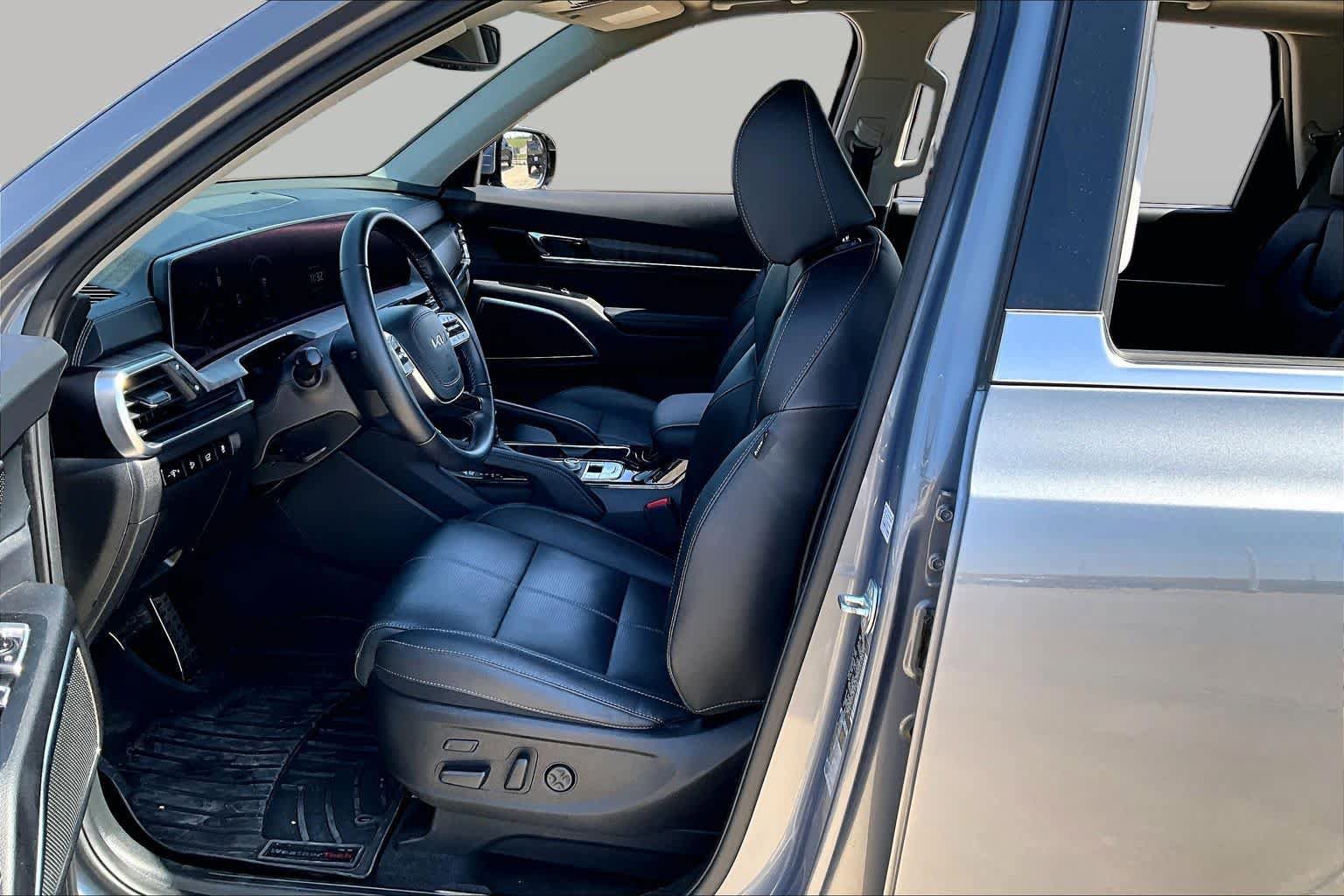 Used 2024 Kia Telluride SX FWD image 14