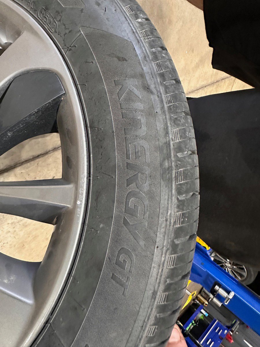 New 2026 GMC Sierra 2500 AT4 w/ AT4 Premium Plus Package image 39