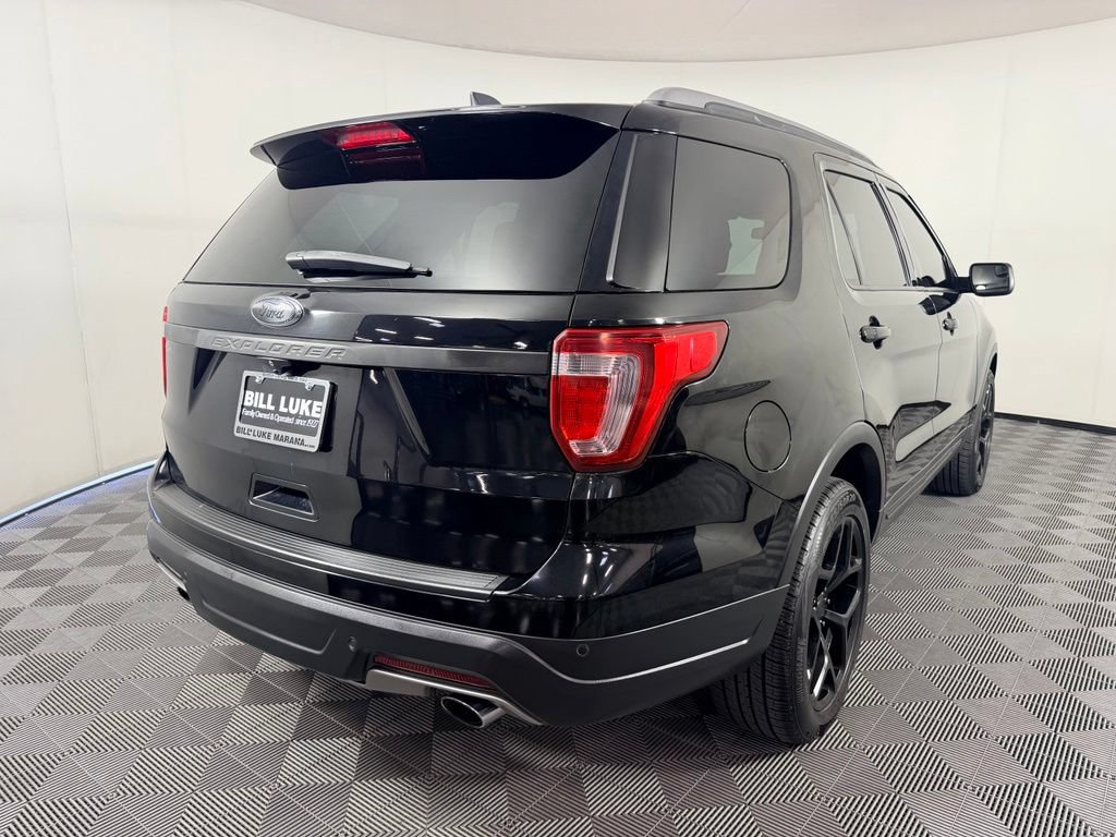 Used 2018 Ford Explorer XLT FWD image 7