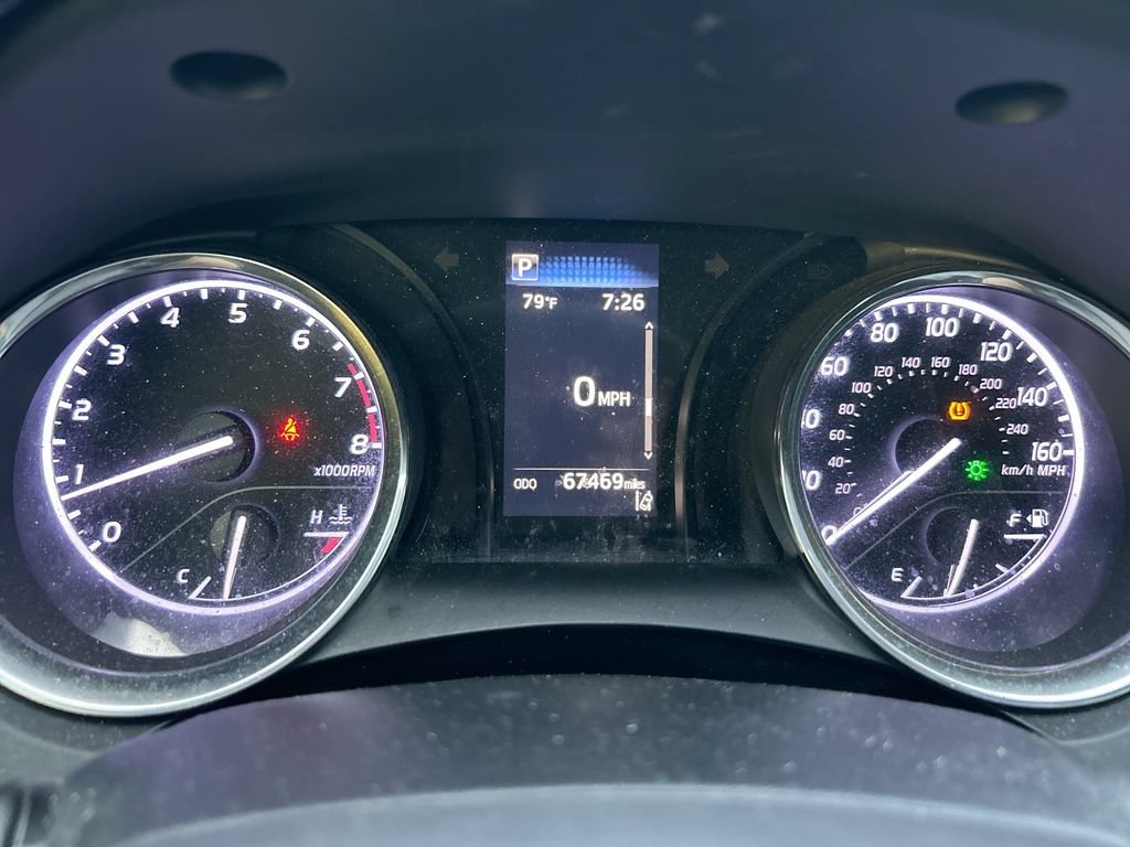 Used 2020 Toyota Camry SE FWD image 21