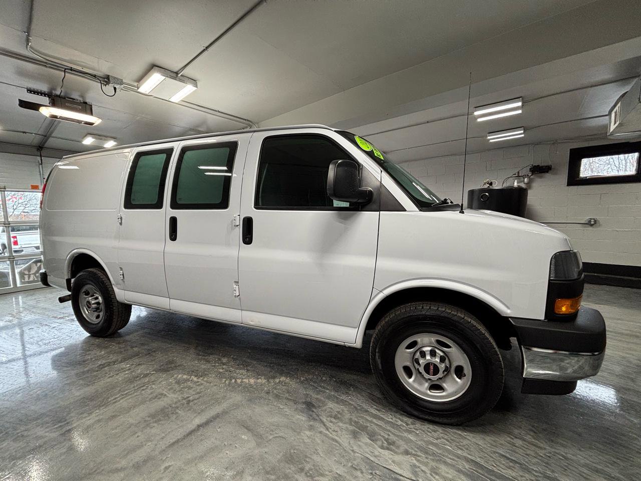 Used 2021 GMC Savana 2500 w/ Driver Convenience Package RWD image 14