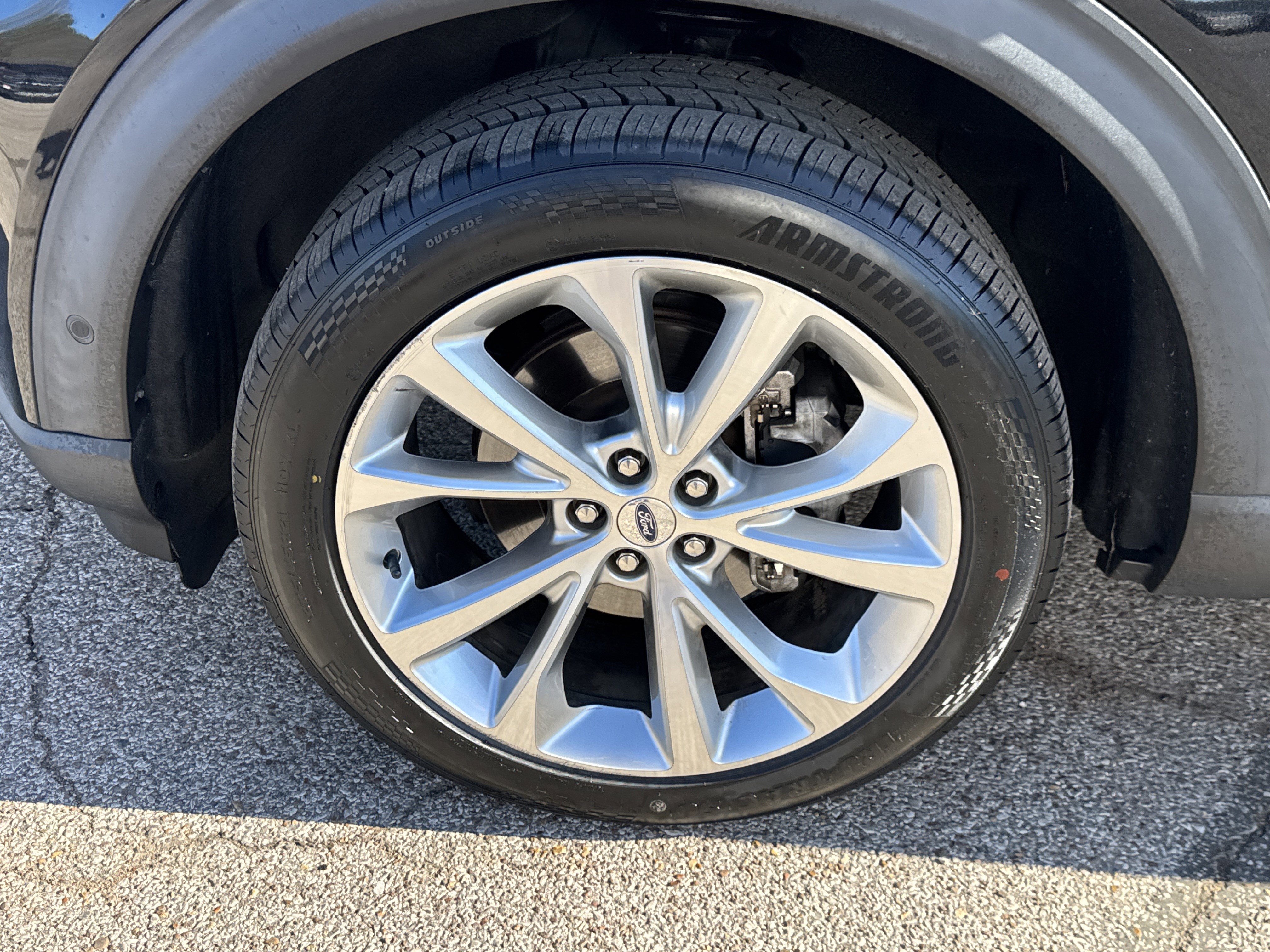 Used 2021 Ford Explorer Platinum w/ Equipment Group 601A image 9