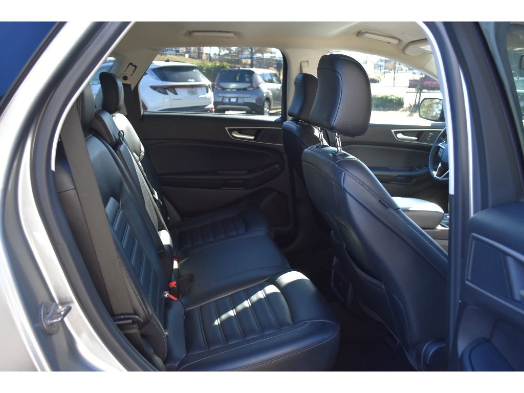 Used 2023 Ford Edge SEL image 14