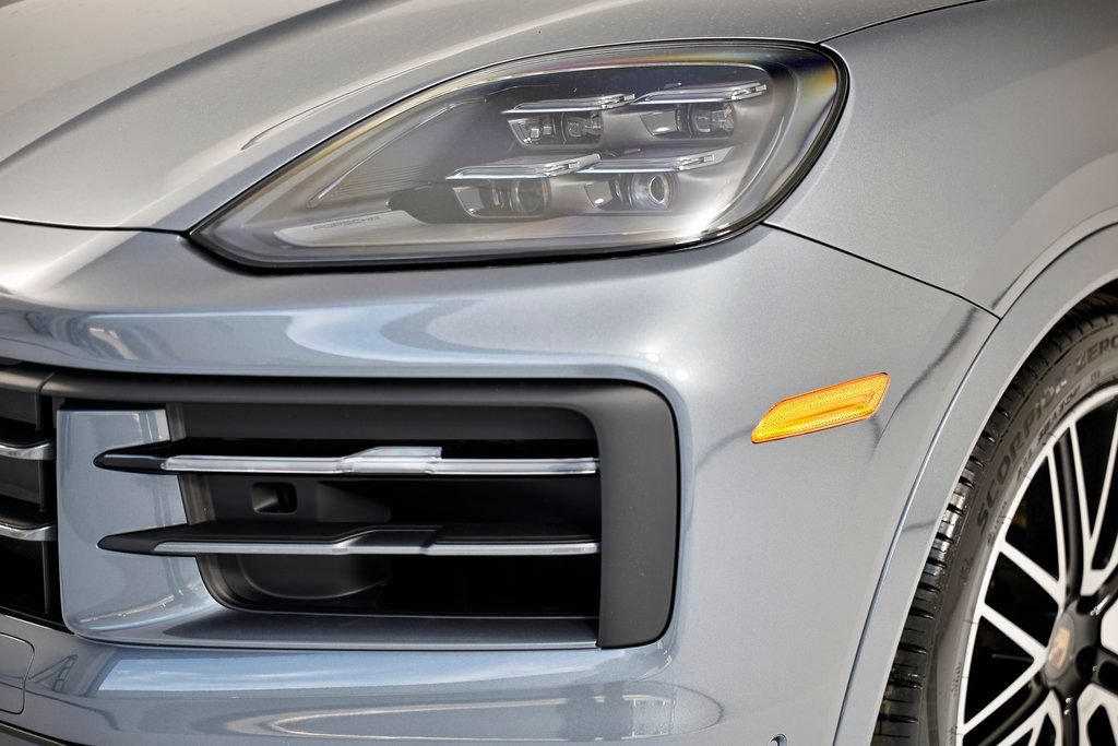 New 2026 Porsche Cayenne AWD/4WD image 11