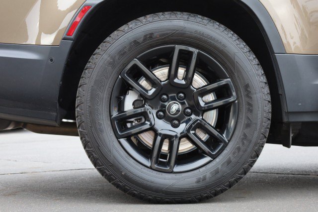 Used 2024 Land Rover Defender 130 S AWD/4WD image 62