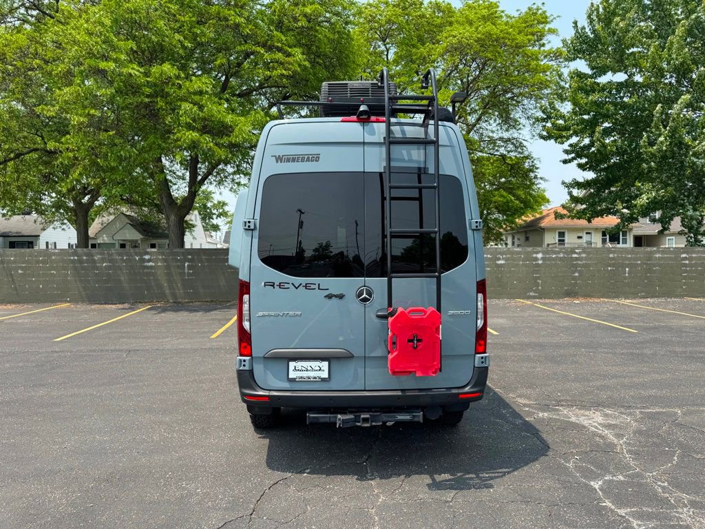 Used 2021 Mercedes-Benz Sprinter 2500 image 24