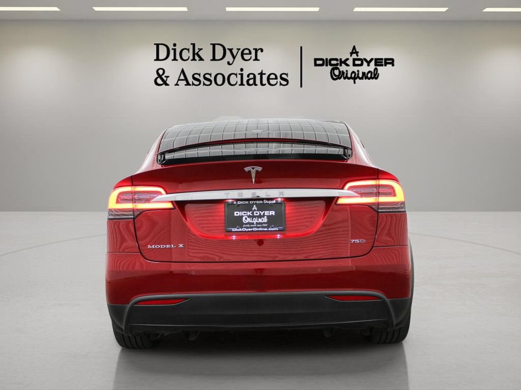 Used 2018 Tesla Model X 75D AWD/4WD image 10