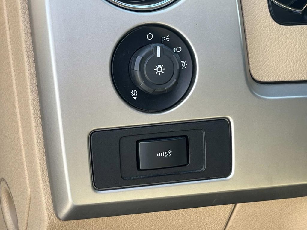 Used 2013 Ford F150 Lariat w/ Luxury Equipment Group image 26