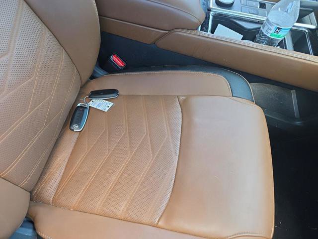 Used 2023 Nissan Pathfinder Platinum AWD/4WD image 14