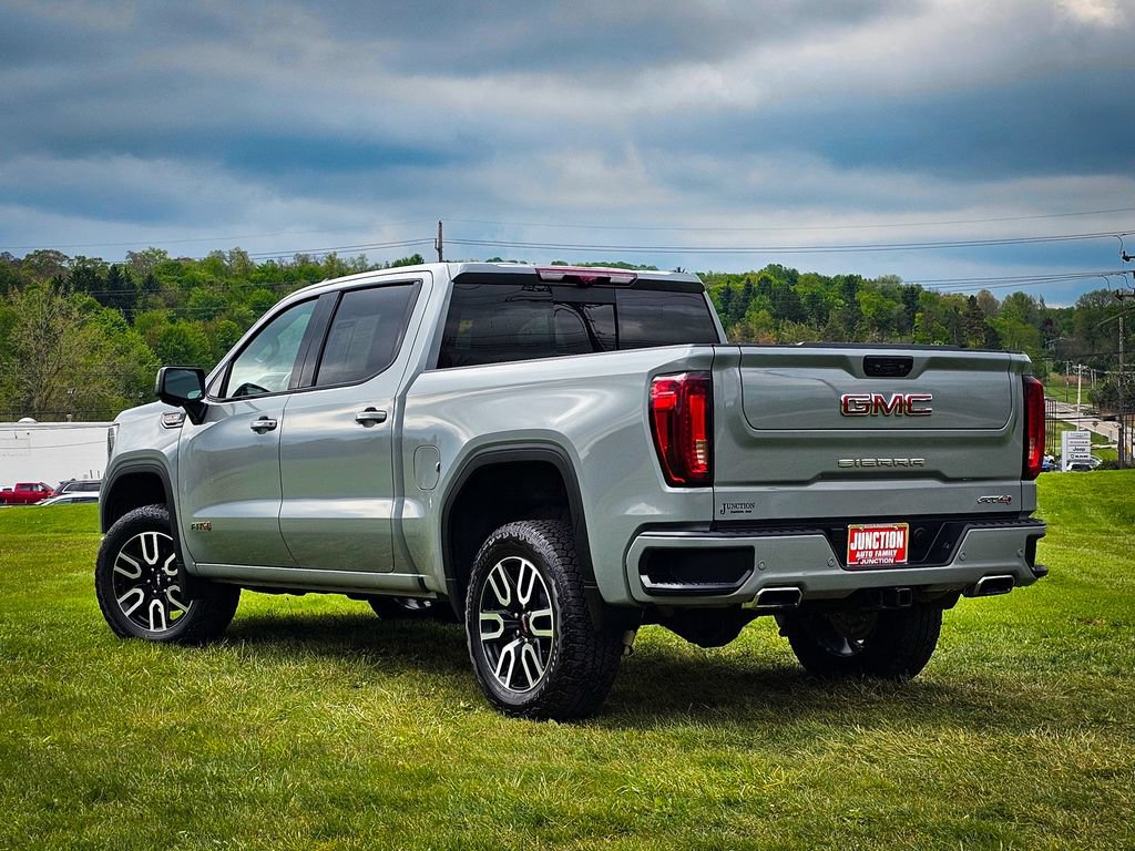 Used 2024 GMC Sierra 1500 AT4 w/ Technology Package AWD/4WD image 7