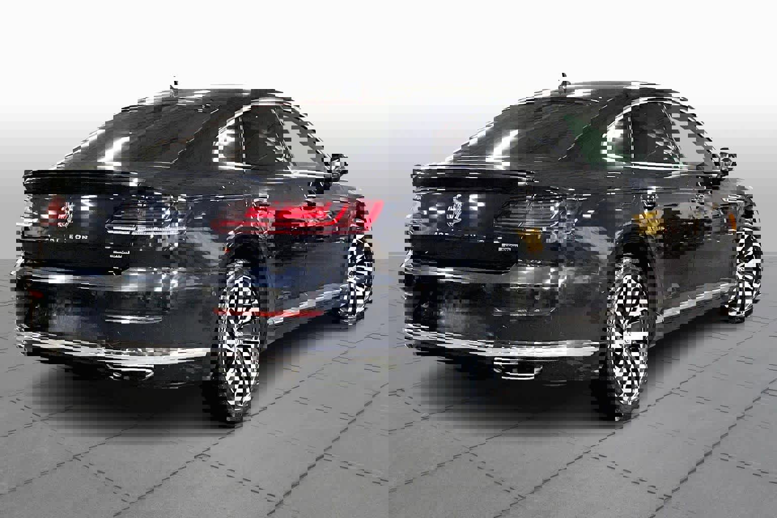 Used 2019 Volkswagen Arteon SEL Premium image 12