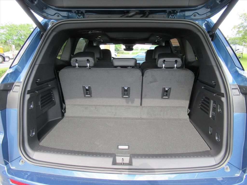 New 2026 Buick Enclave Avenir w/ Super Cruise Package FWD image 36