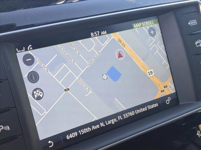 Used 2017 Jaguar F-PACE Prestige image 9