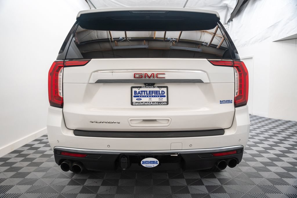 Used 2021 GMC Yukon XL Denali w/ Denali Premium Package AWD/4WD image 6