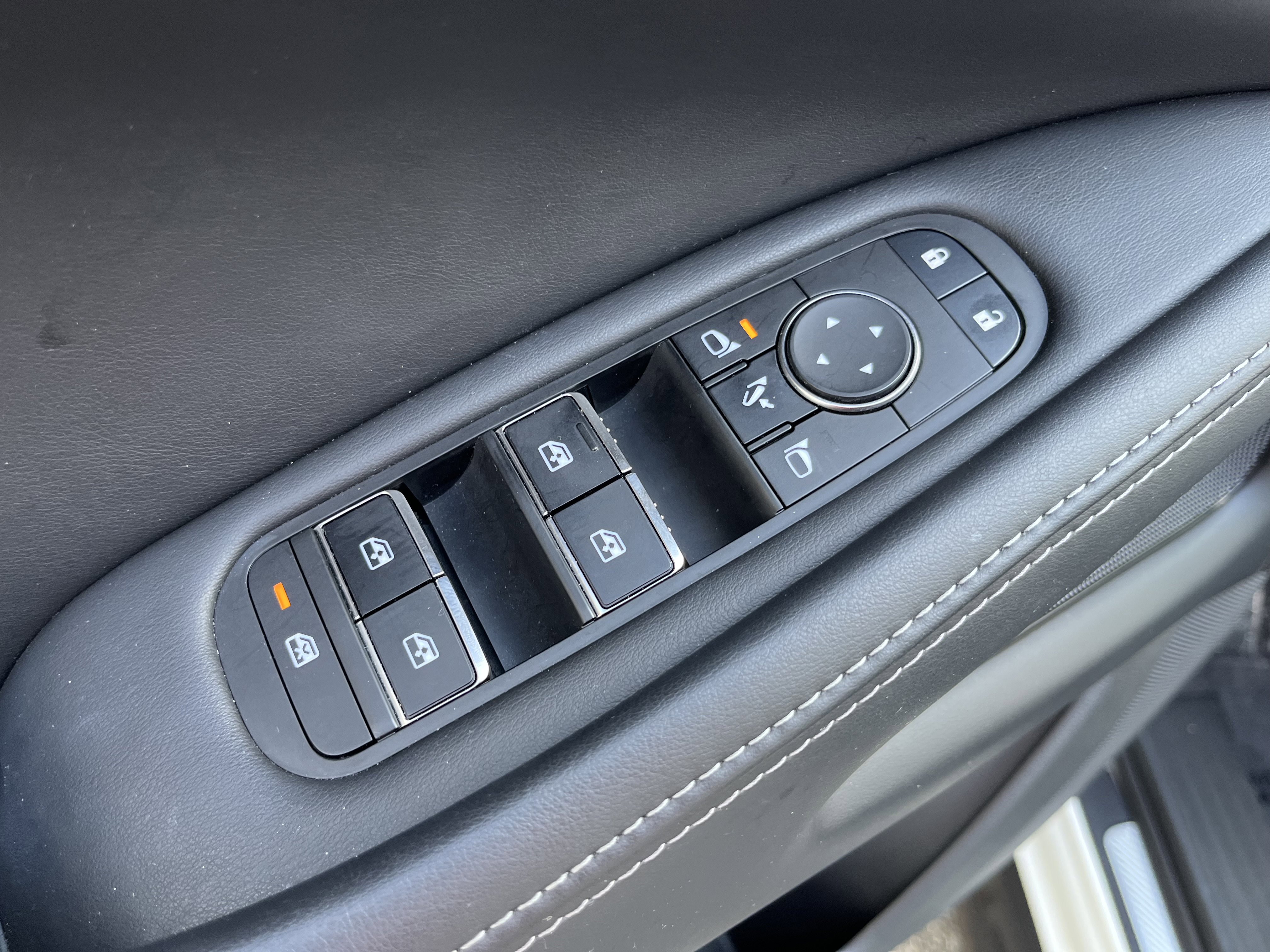 Certified 2023 INFINITI QX60 Luxe FWD image 16
