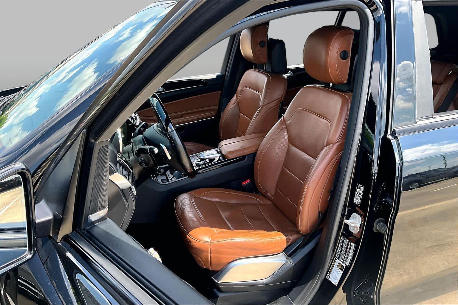 Used 2017 Mercedes-Benz GLS 550 4MATIC image 8