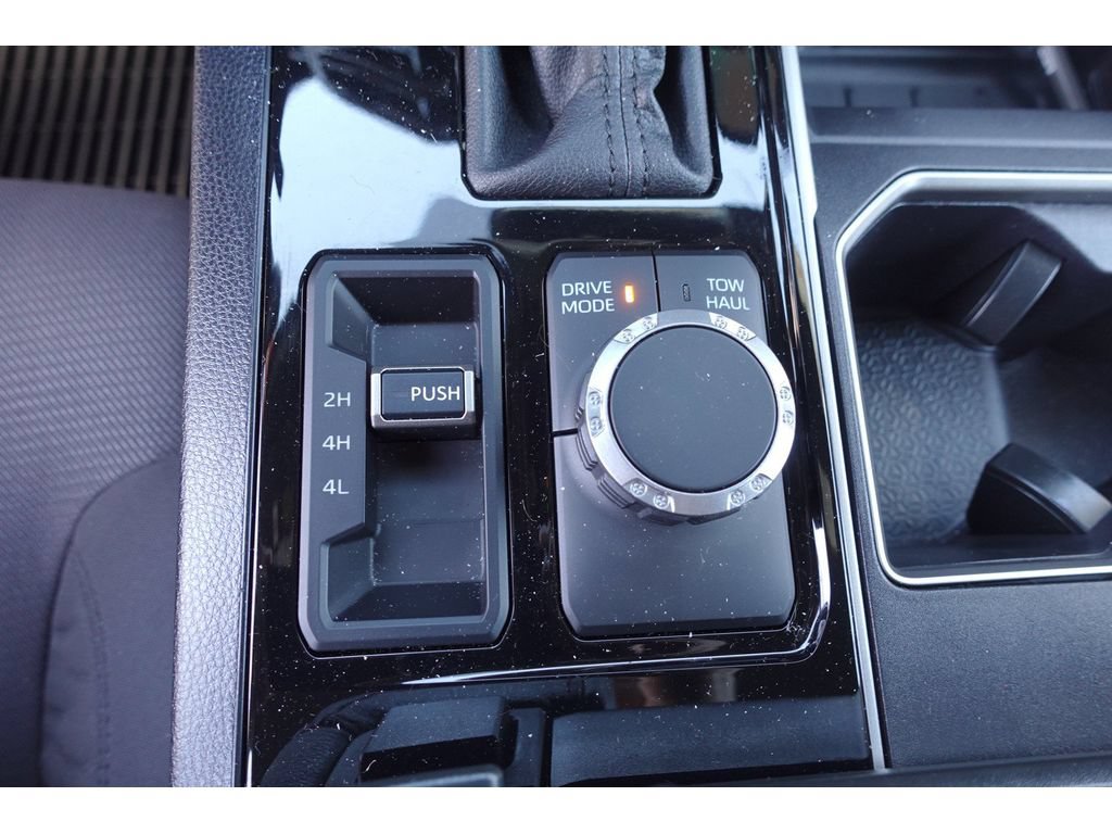 Certified 2025 Toyota Tundra SR5 AWD/4WD image 22