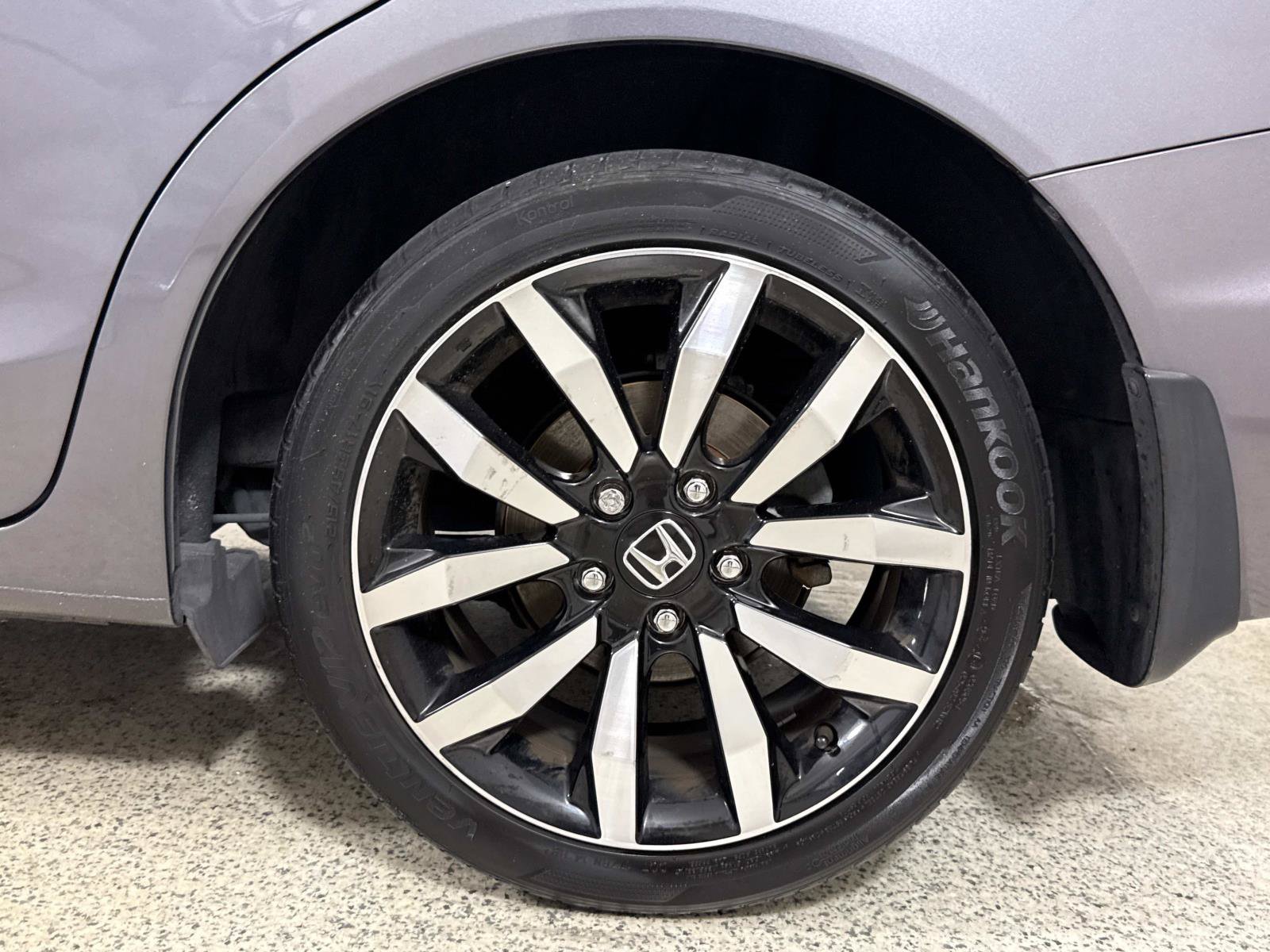 Used 2015 Honda Civic EX-L image 9