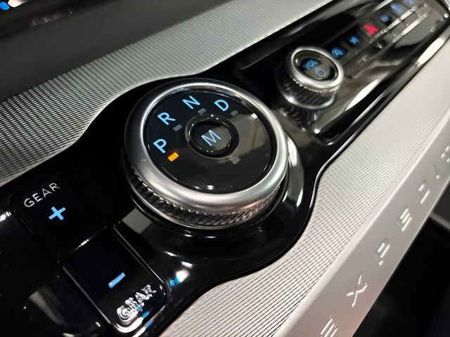 Used 2025 Ford Expedition Max Active image 28
