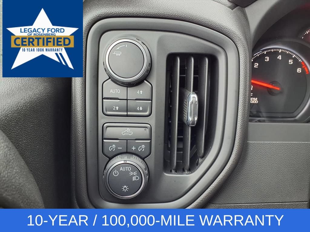 Used 2025 Chevrolet Silverado 1500 Custom Trail Boss AWD/4WD image 15