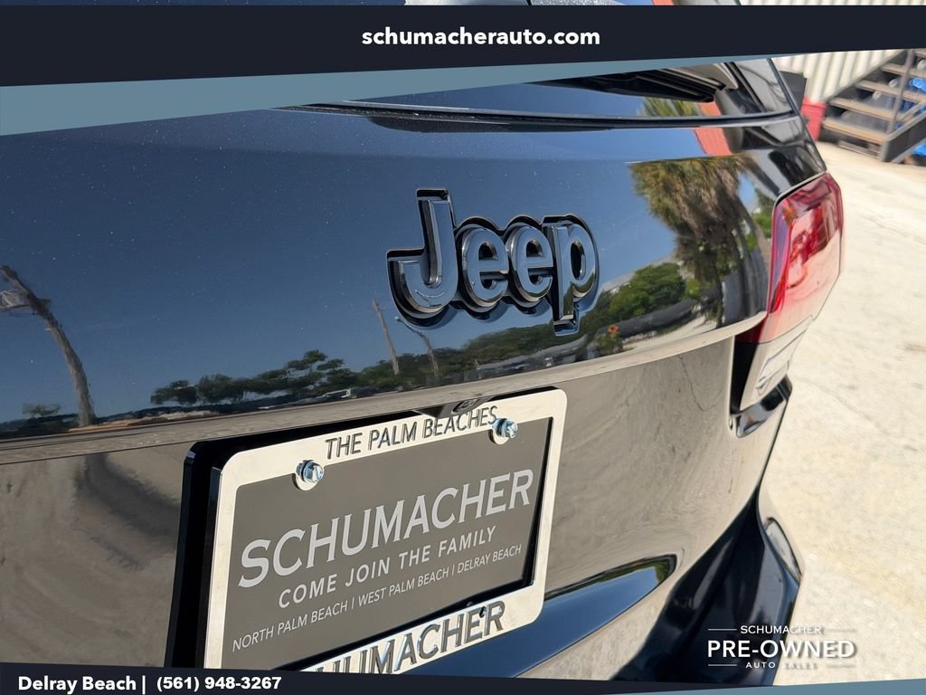 Used 2021 Jeep Grand Cherokee Laredo X RWD image 13