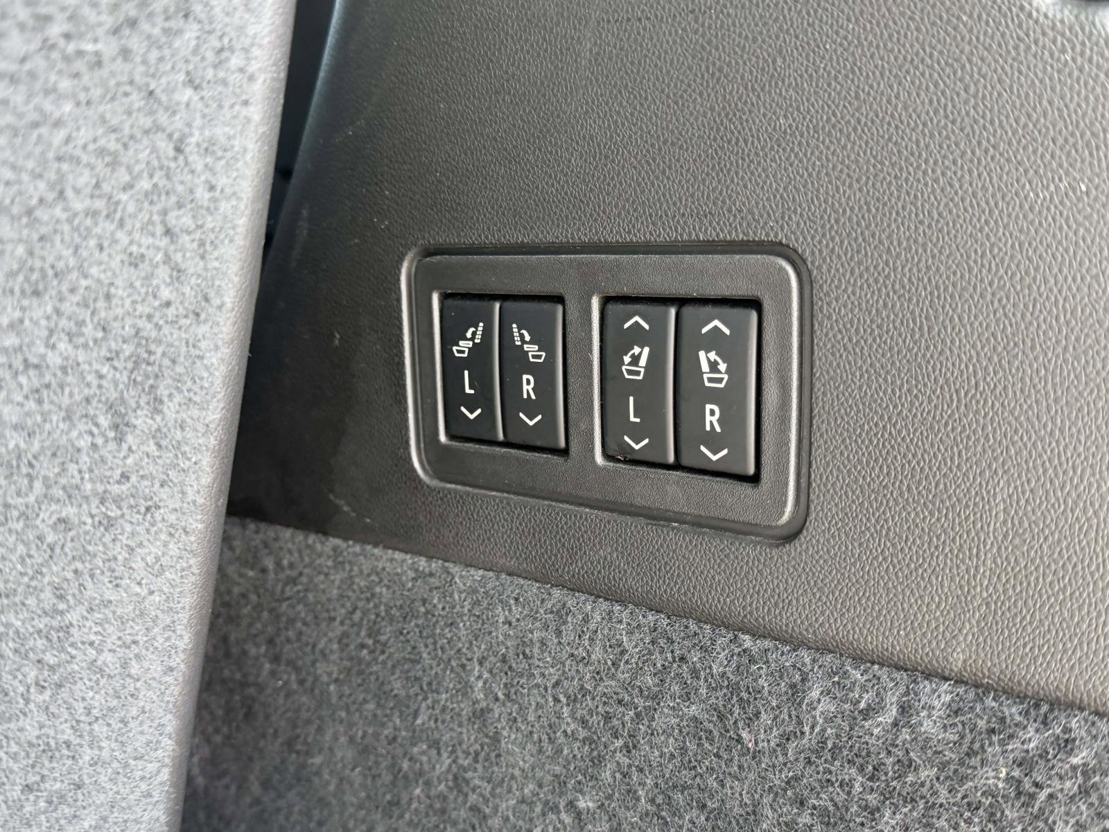 Used 2020 Cadillac XT6 Premium Luxury FWD image 9