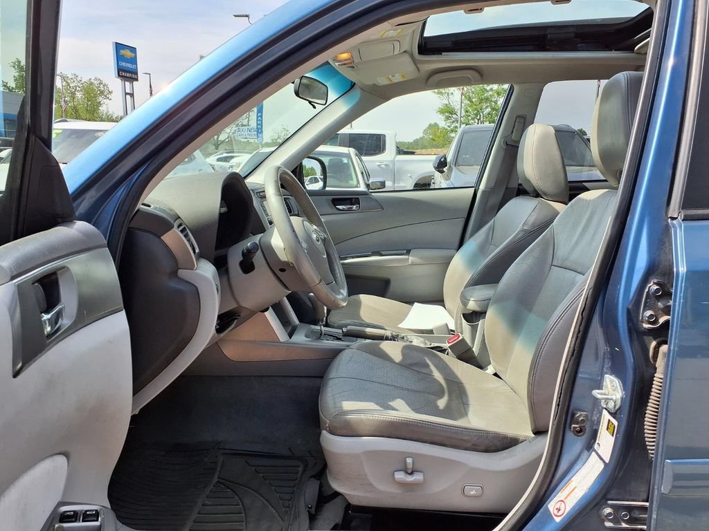 Used 2009 Subaru Forester 2.5X Limited AWD/4WD image 13