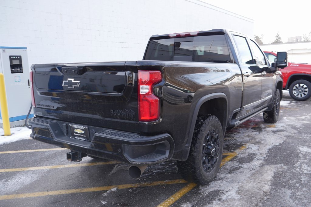 Used 2024 Chevrolet Silverado 2500 High Country w/ High Country Premium Package image 7