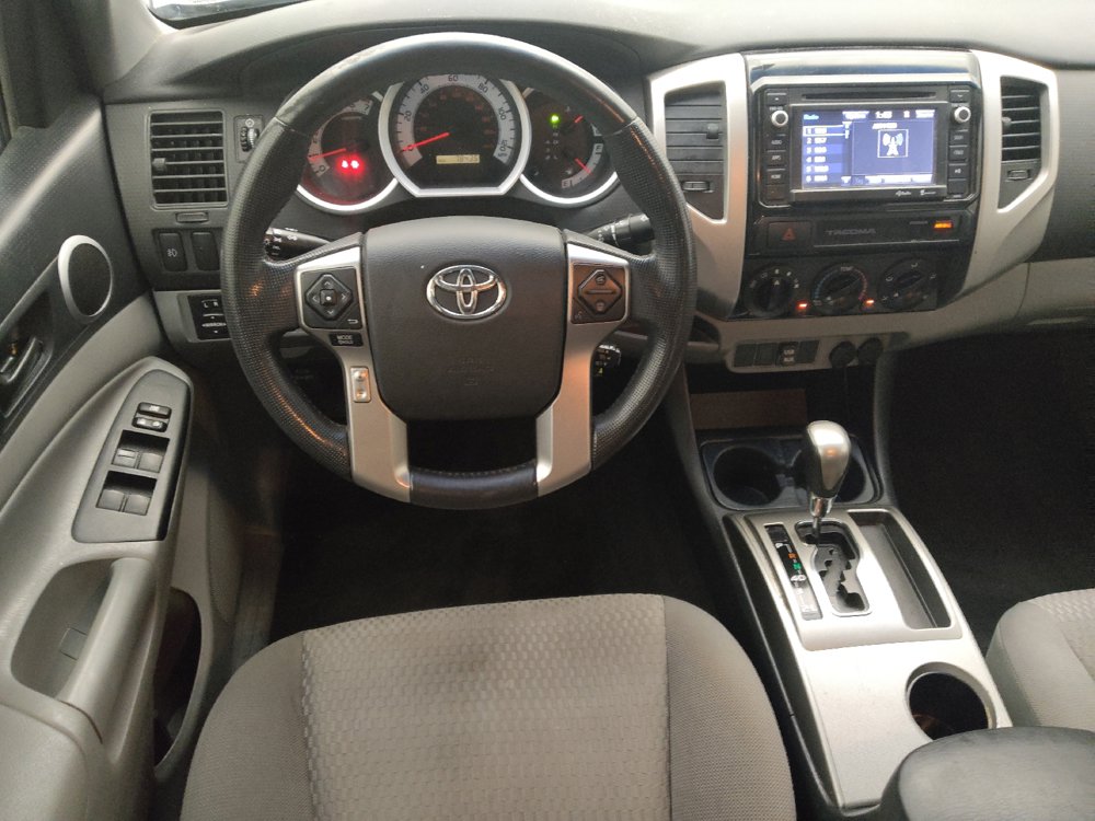 Used 2015 Toyota Tacoma PreRunner w/ SR5 Package RWD image 22