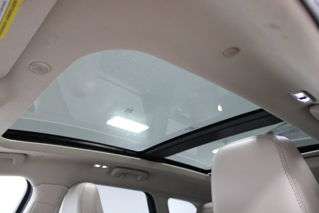 Used 2021 Lincoln Corsair AWD w/ Premium Package image 55