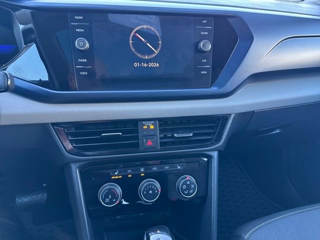 Certified 2023 Volkswagen Taos SE w/ Panoramic Sunroof Package image 24