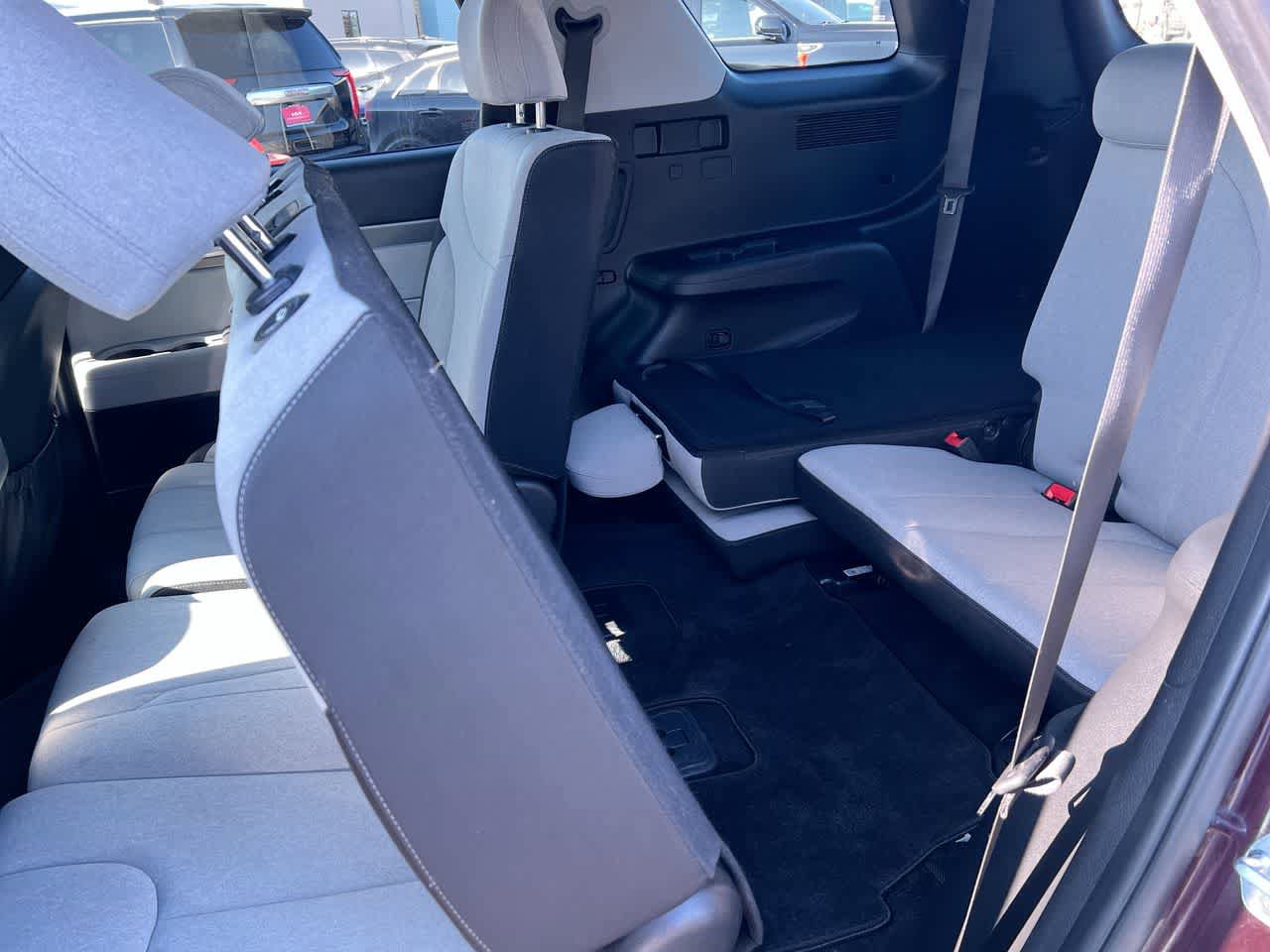 Used 2021 Hyundai Palisade SE image 24