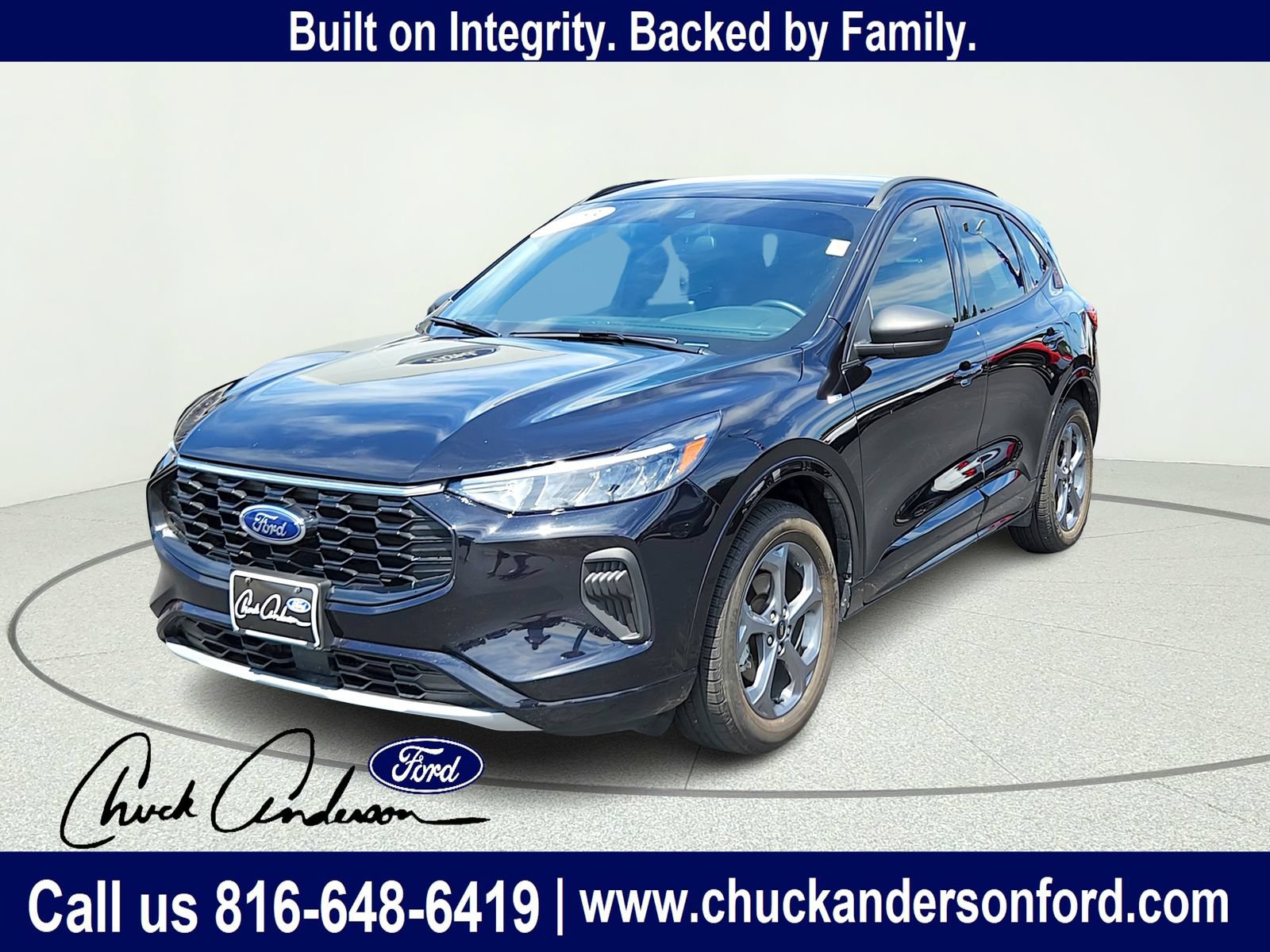 Used 2023 Ford Escape ST-Line AWD/4WD image 1