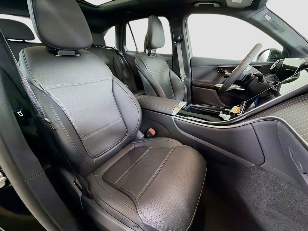 New 2026 Mercedes-Benz GLC 300 4MATIC image 31