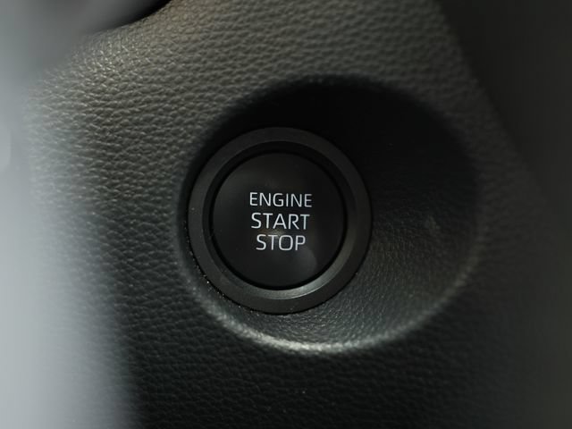 Used 2026 Toyota Corolla Cross XLE FWD image 34