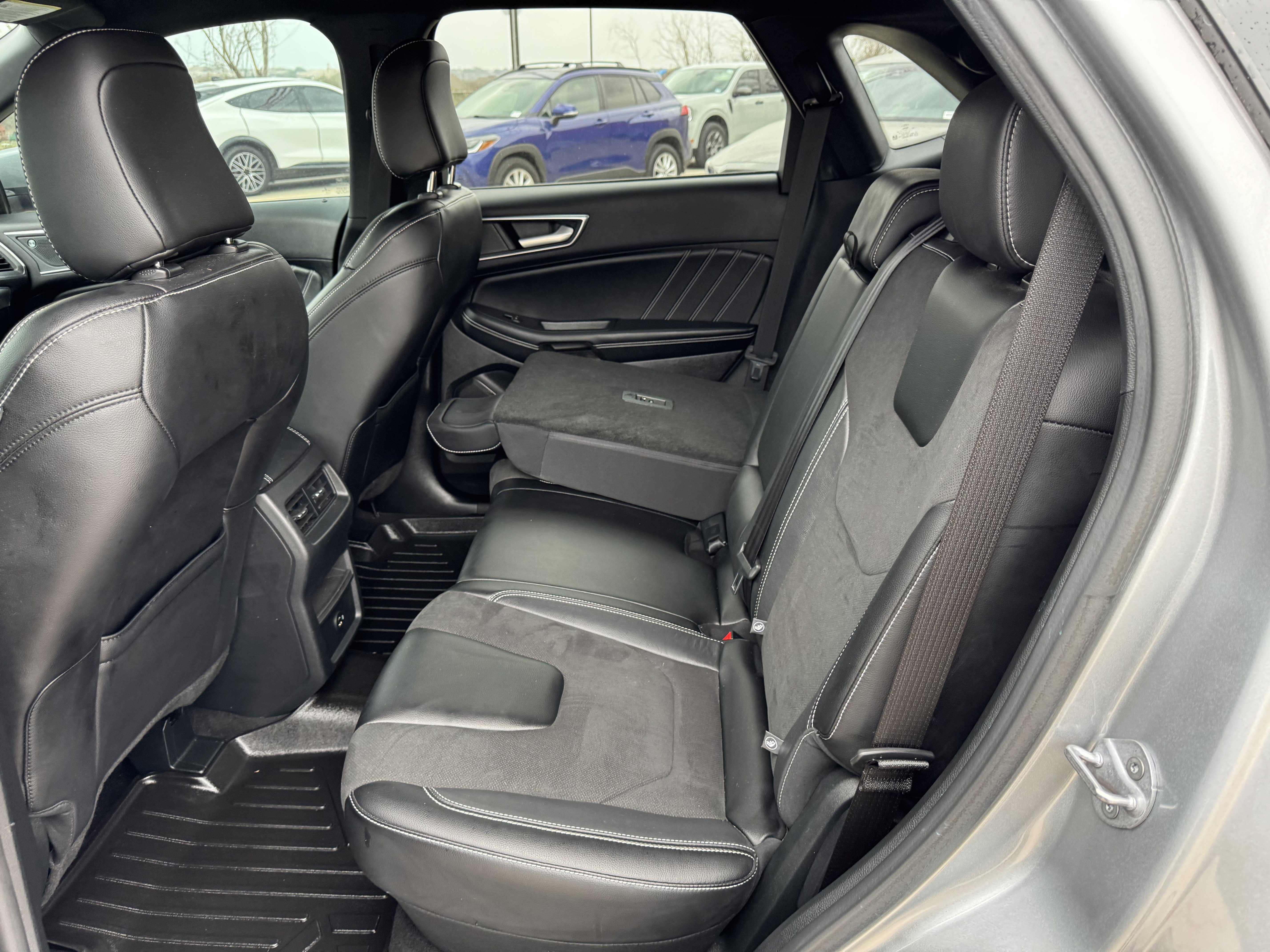 Certified 2022 Ford Edge ST image 12