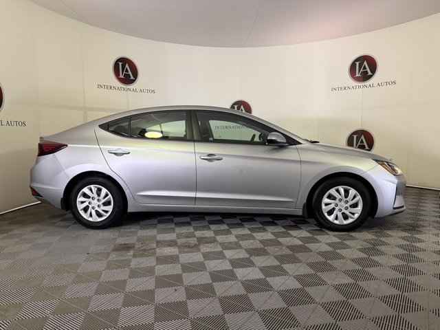 Used 2020 Hyundai Elantra SE w/ Cargo Package (C1) image 10