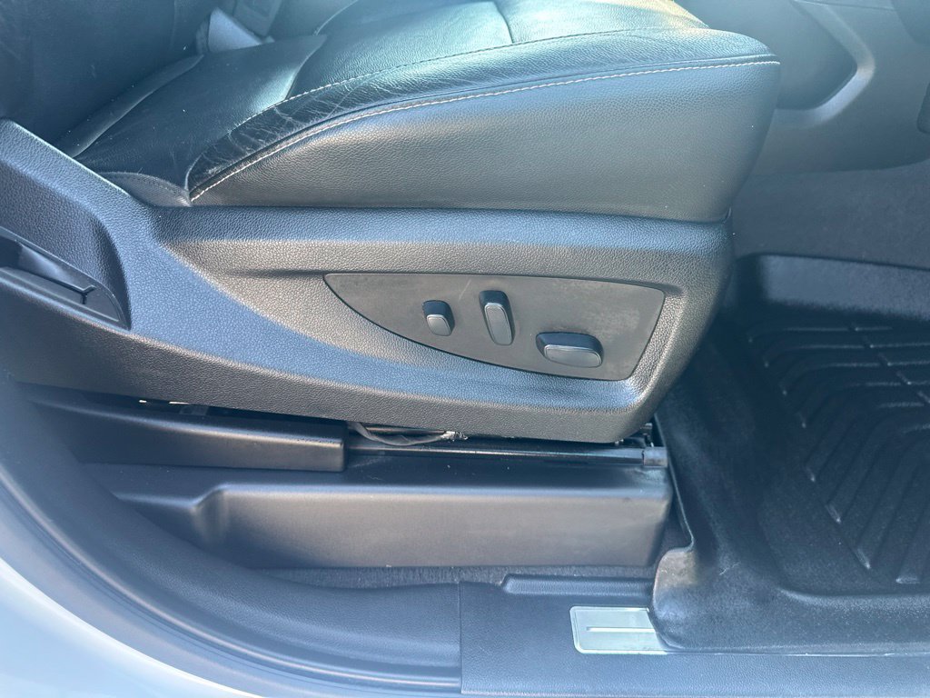 Used 2019 Chevrolet Suburban LT AWD/4WD image 33