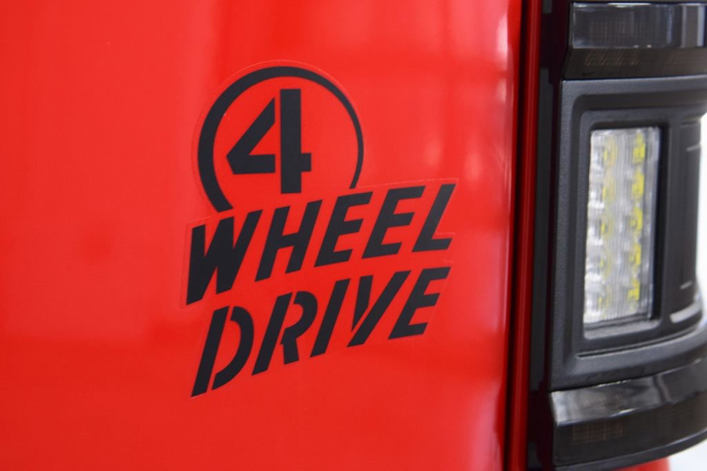 Used 2025 Jeep Gladiator Willys image 22