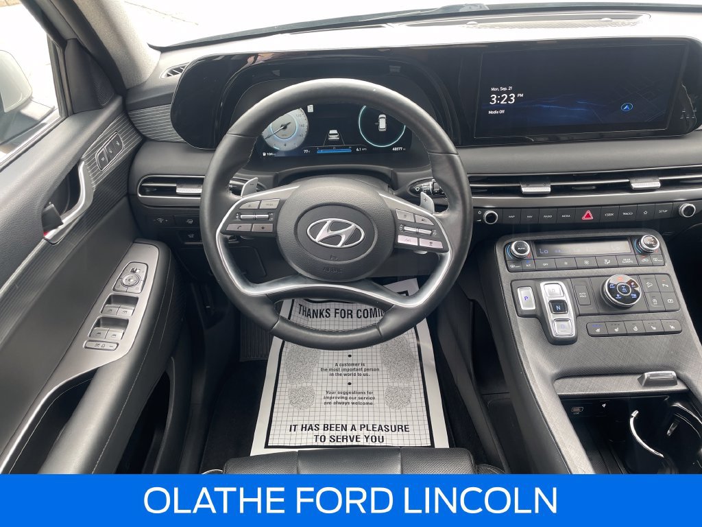 Used 2023 Hyundai Palisade Limited w/ Winter Package AWD/4WD image 18