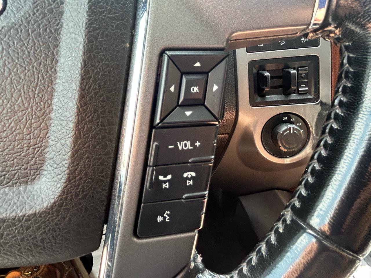 Used 2016 Ford Expedition Platinum AWD/4WD image 21