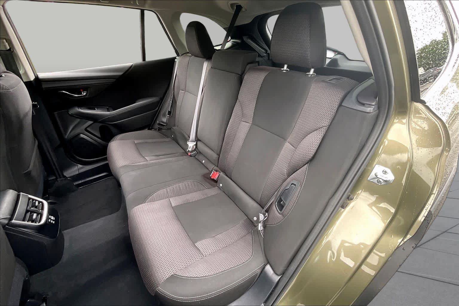 Used 2023 Subaru Outback Premium AWD/4WD image 19