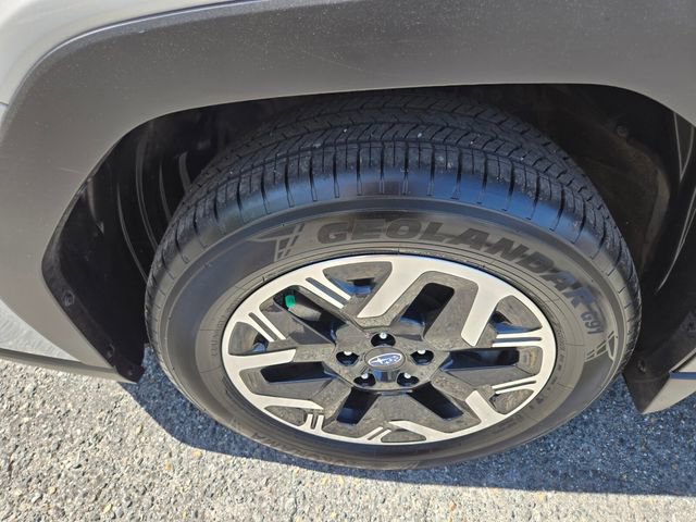 Used 2025 Subaru Forester Premium image 21