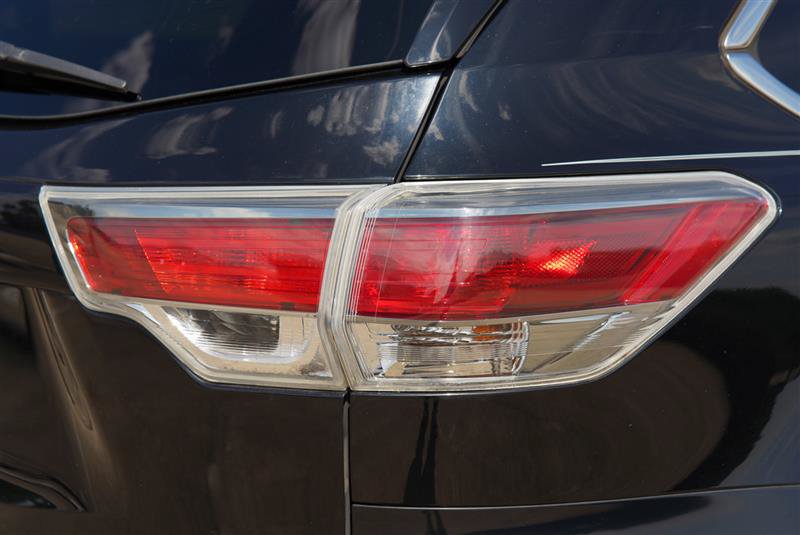 Used 2015 Toyota Highlander XLE FWD image 35